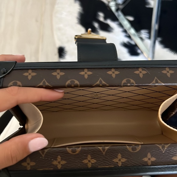 LIKE NEW LIMITED EDITION Louis Vuitton Trunk Bag - Picture 9 of 14